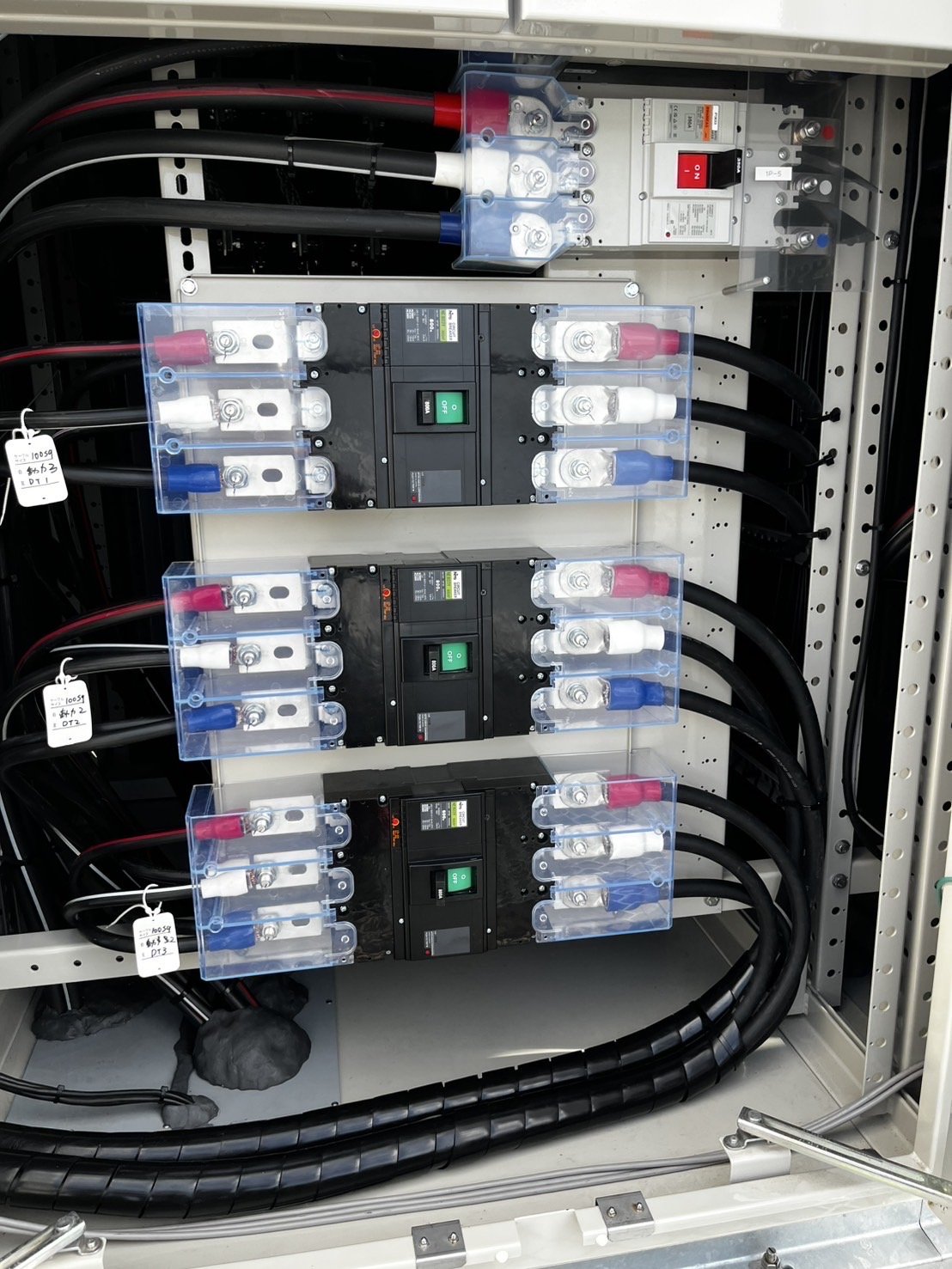 各種電気設備工事の施工写真